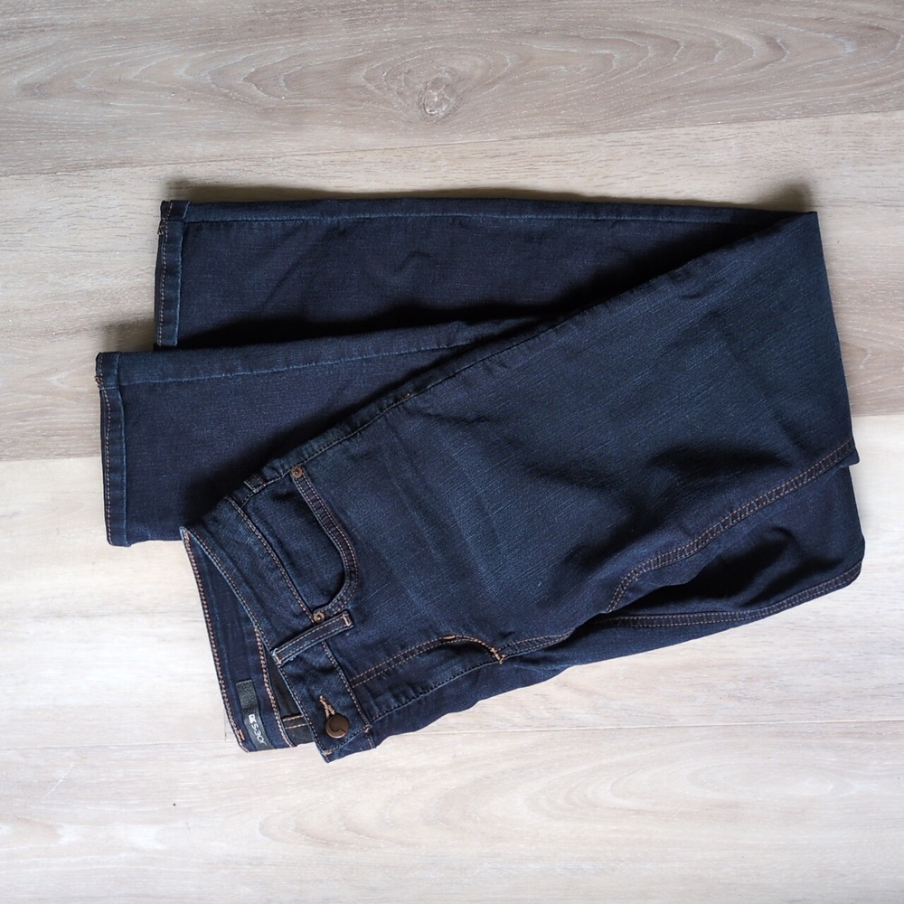 Joe's Jeans Size 28 Curvy Skinny
